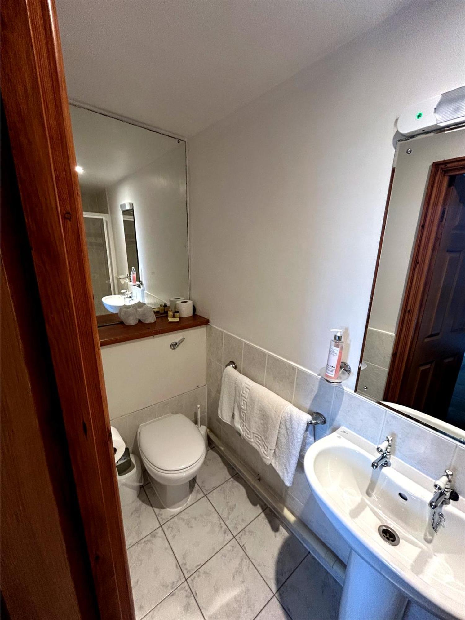 Bed and Breakfast Yr Hen Fecws à Porthmadog Extérieur photo